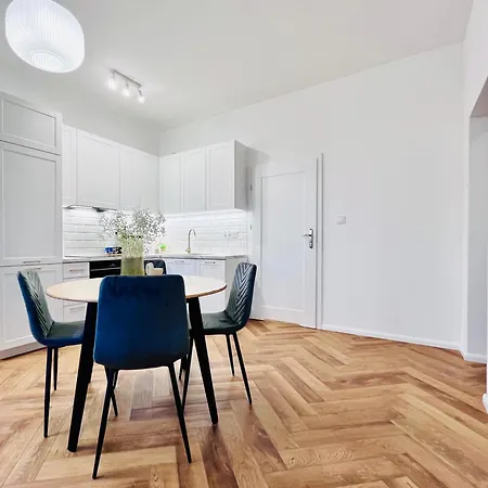 Apartamenty Kamienica Centrum - 1 Maja Lubiń Exterior foto