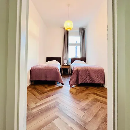 Apartamenty Kamienica Centrum - 1 Maja Lubiń Exterior foto