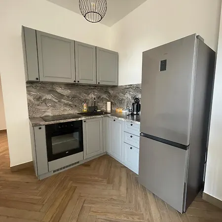 Apartamenty Kamienica Centrum - 1 Maja Lubiń Exterior foto
