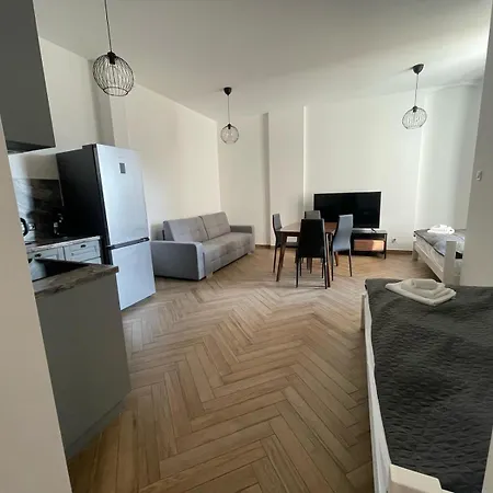Apartamenty Kamienica Centrum - 1 Maja Lubiń Exterior foto
